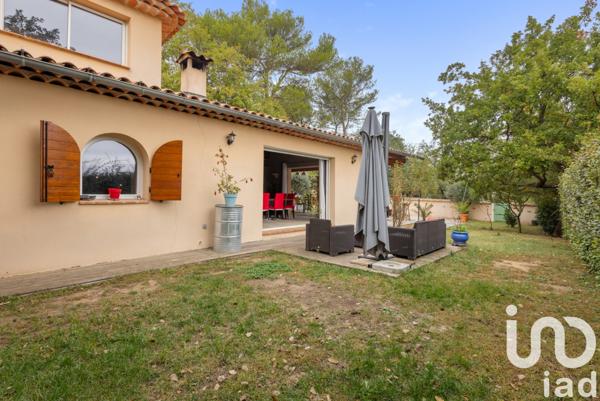 Maison à vendre 7 pièces 250 m² Fuveau