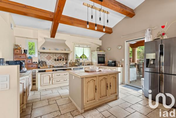 Maison à vendre 7 pièces 250 m² Fuveau