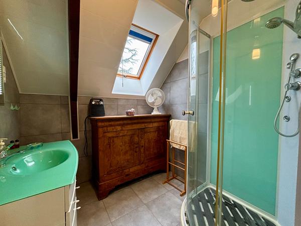 Maison familliale de construction traditionnelle