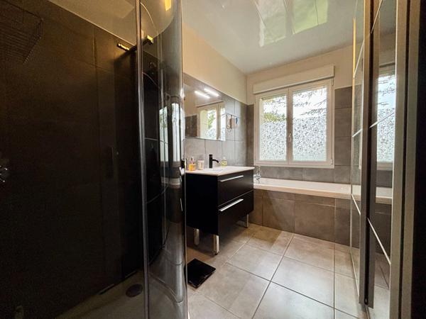 Maison familliale de construction traditionnelle