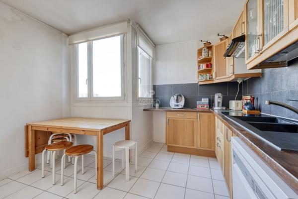 Appartement 5 pièces, 3 chambres, Nanterre limite Rueil €430 000 ** - Référence 14979