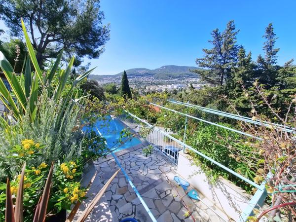 maison familliale 4 chambres + piscine