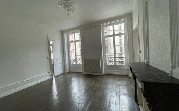 Appartement à vendre    3 pièces • 103 m2 Vienne