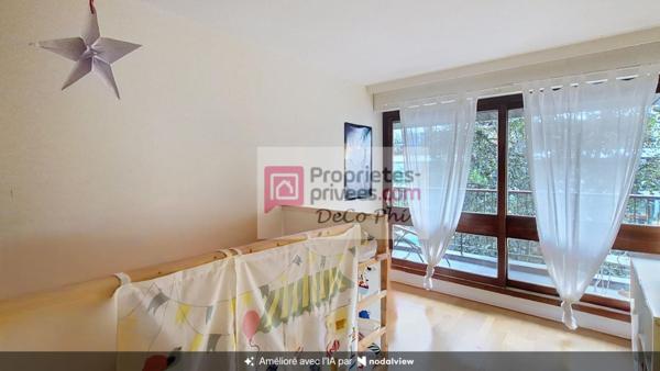 Appartement  4/5 pièces  96 m2  balcon & loggia  Le Chesnay (proche Versailles)