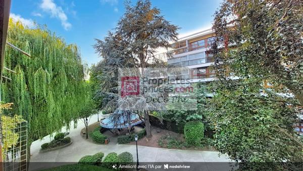 Appartement  4/5 pièces  96 m2  balcon & loggia  Le Chesnay (proche Versailles)