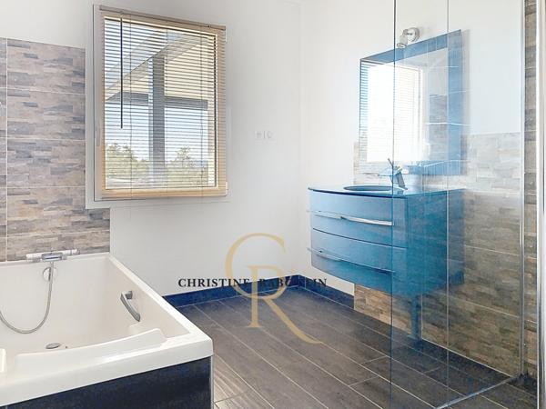 Saint-Martin-de-Seignanx (40390) En exclusivité, maison contemporaine avec vue sur les montagnes proche de Bayonne