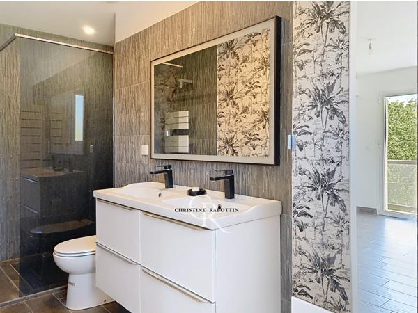 Saint-Martin-de-Seignanx (40390) En exclusivité, maison contemporaine avec vue sur les montagnes proche de Bayonne