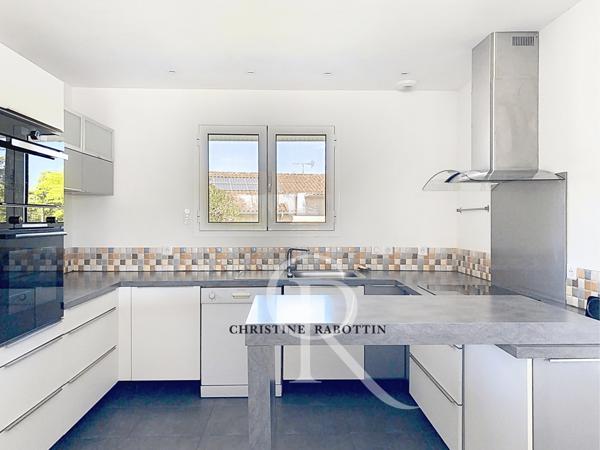 Saint-Martin-de-Seignanx (40390) En exclusivité, maison contemporaine avec vue sur les montagnes proche de Bayonne