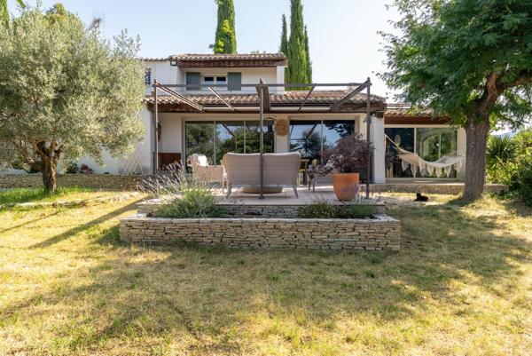 Location Maison de luxe Aubagne 5 Pièces 188 m²