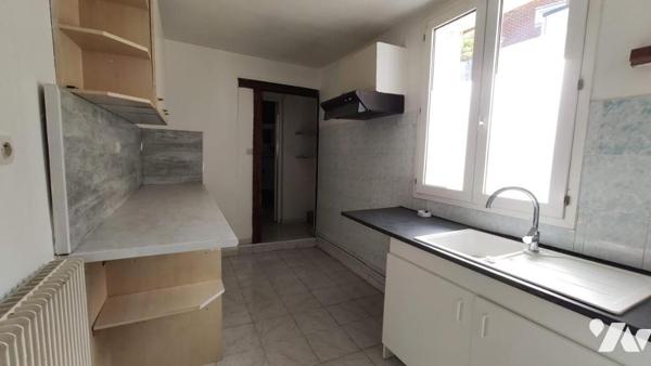IMMEUBLE DE RAPPORT AVEC 3 APPARTEMENTS