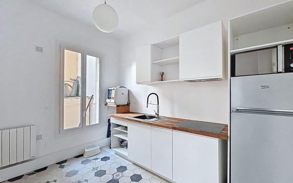 Appartement à louer    2 pièces •  Suresnes