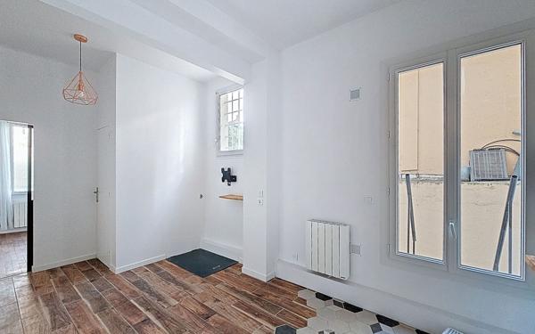 Appartement à louer    2 pièces •  Suresnes