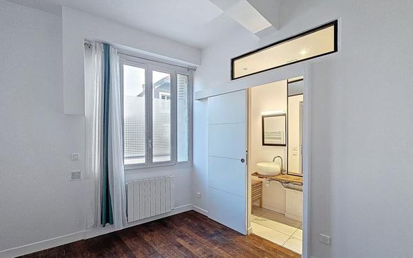 Appartement à louer    2 pièces •  Suresnes