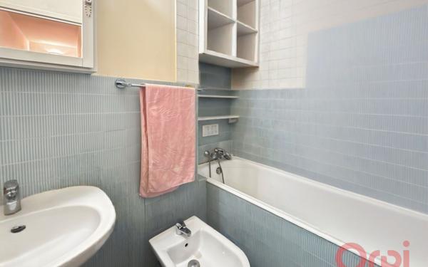 Appartement à vendre    3 pièces • 56 m2 Saint-Denis