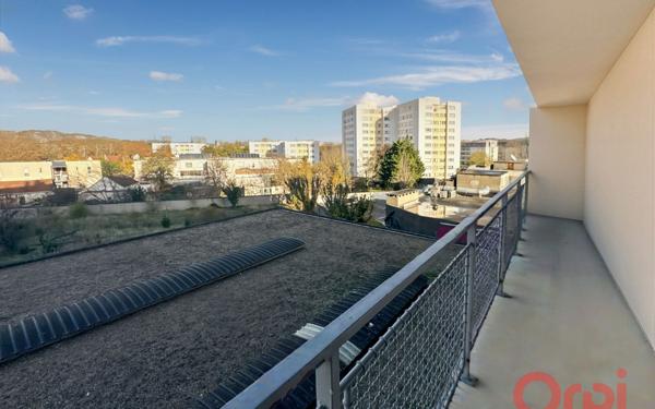 Appartement à vendre    3 pièces • 56 m2 Saint-Denis