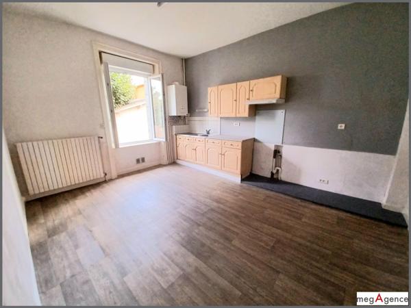 Appartement à FOUGERES, 35300 - 4 pièces 82m²