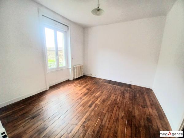 Appartement à FOUGERES, 35300 - 4 pièces 82m²