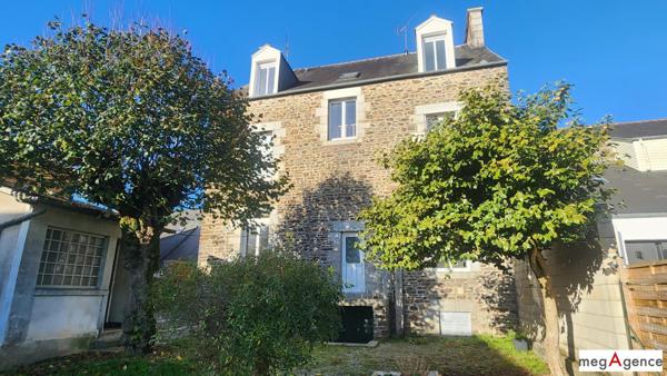 Appartement à FOUGERES, 35300 - 4 pièces 82m²