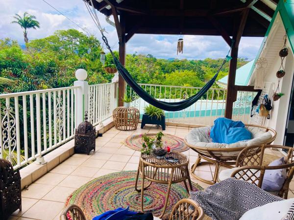 Petit-Bourg (97170) T2 meublé - haut de villa