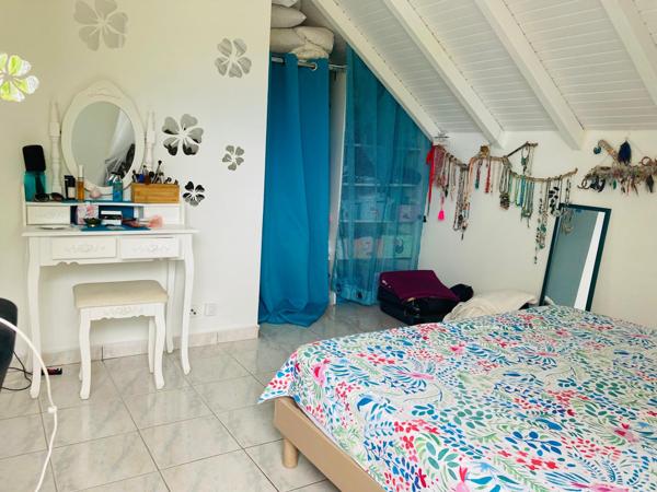 Petit-Bourg (97170) T2 meublé - haut de villa