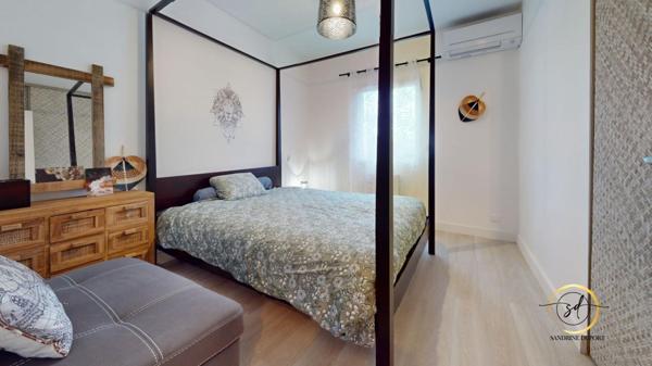 Maison 3 faces 5pièce(s) 106 m2, jardin, garage, place de parking