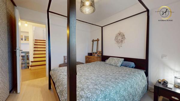 Maison 3 faces 5pièce(s) 106 m2, jardin, garage, place de parking