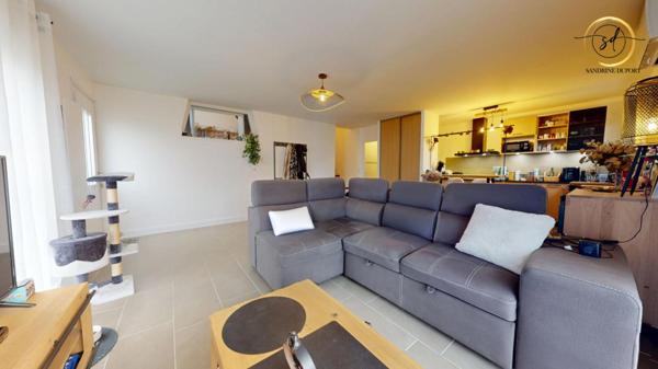 Maison 3 faces 5pièce(s) 106 m2, jardin, garage, place de parking