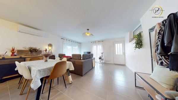 Maison 3 faces 5pièce(s) 106 m2, jardin, garage, place de parking