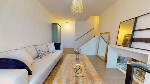 Maison 3 faces 5pièce(s) 106 m2, jardin, garage, place de parking