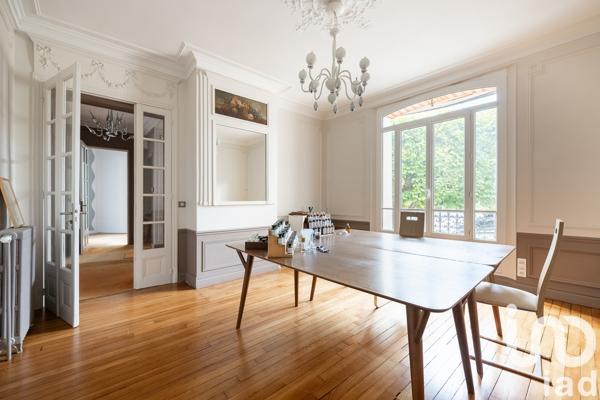 Maison à vendre 17 pièces 370 m² Fontainebleau