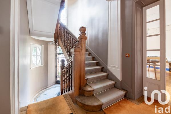 Maison à vendre 17 pièces 370 m² Fontainebleau