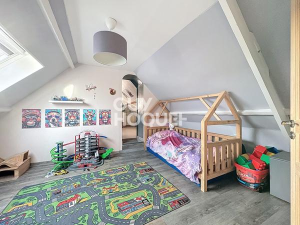 MAISON À VENDRE DE 5 PIÈCES DE 145,00 M²