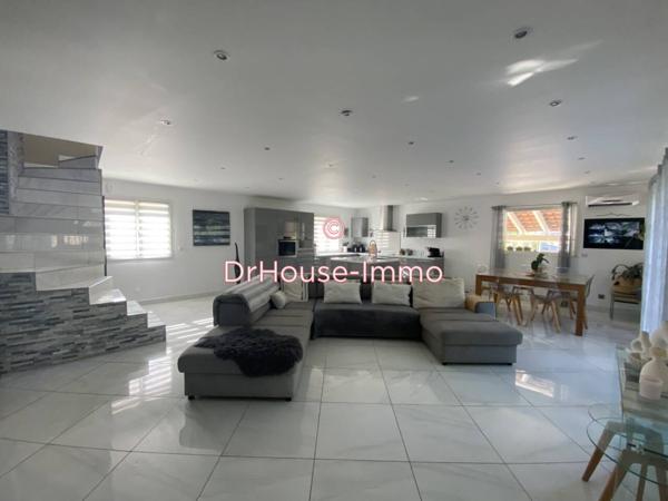 Maison à vendre 8 pièces de 226 m²