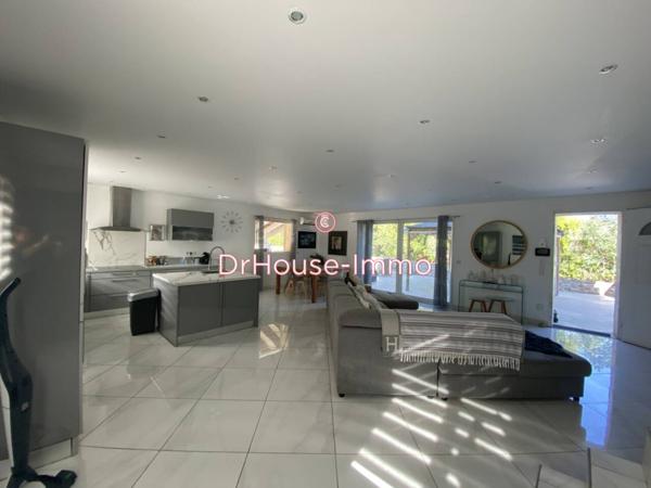 Maison à vendre 8 pièces de 226 m²