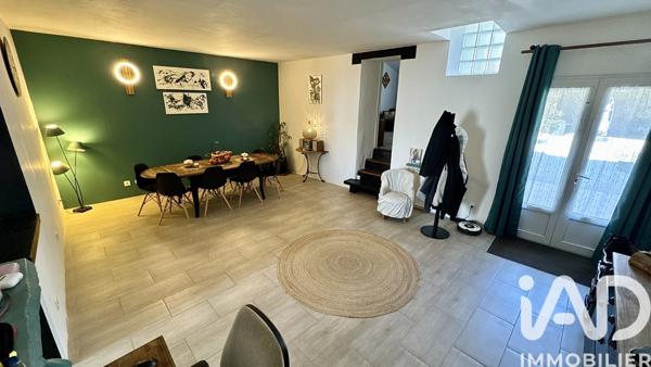 Maison à vendre 13 pièces 313 m² Sainte-Cécile-les-Vignes