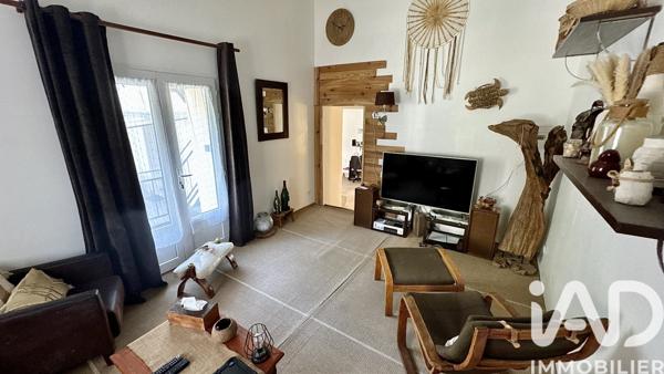 Maison à vendre 13 pièces 313 m² Sainte-Cécile-les-Vignes