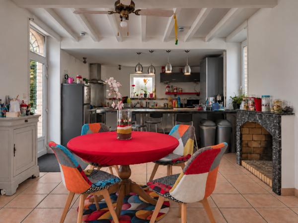 Maison
         6 pièces
        - 120 m² 221 000 € *