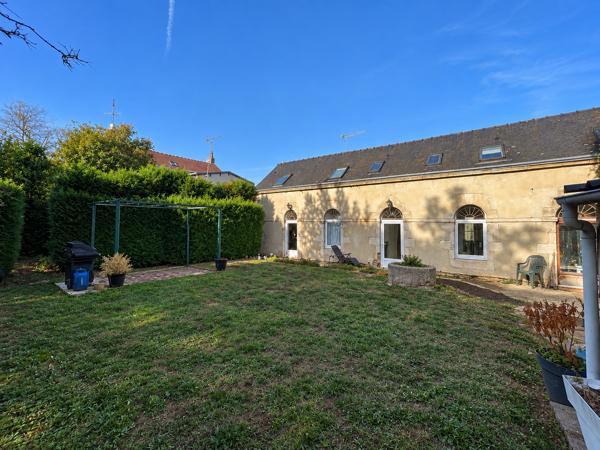 Maison
         6 pièces
        - 120 m² 221 000 € *