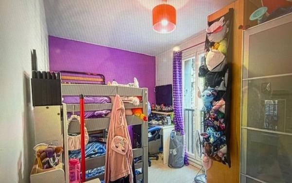 Appartement à vendre    4 pièces • 72,62 m2 Marseille 11