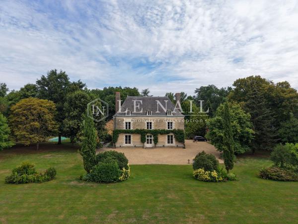Ravissante gentilhommière XVIème et XVIIIème dans un magnifique parc sur 23 ha