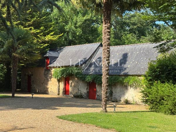 Ravissante gentilhommière XVIème et XVIIIème dans un magnifique parc sur 23 ha