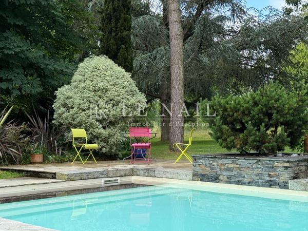 Ravissante gentilhommière XVIème et XVIIIème dans un magnifique parc sur 23 ha