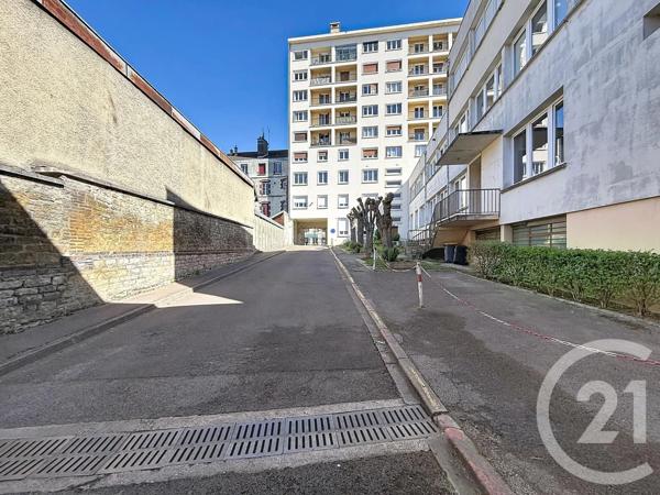 Parking à vendre  16 m 2   TROYES  - 10