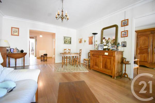 Appartement à vendre  4 pièces - 97,88 m2 VICHY - 03