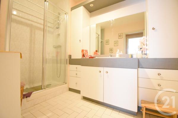 Appartement à vendre  4 pièces - 97,88 m2 VICHY - 03