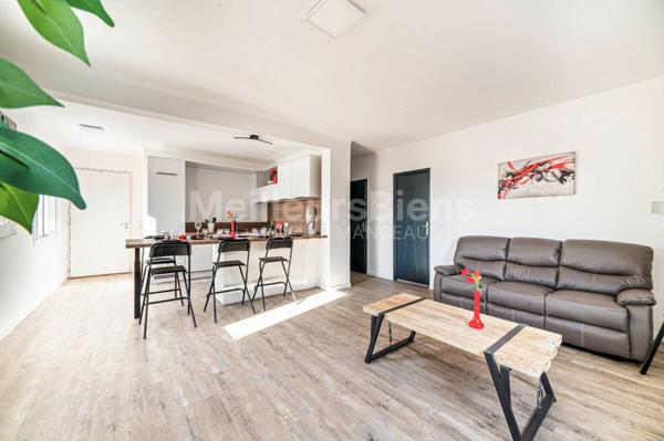 SUPERBE DUPLEX AVEC TERRASSE TROPEZIENNE SANS VIS A VIS