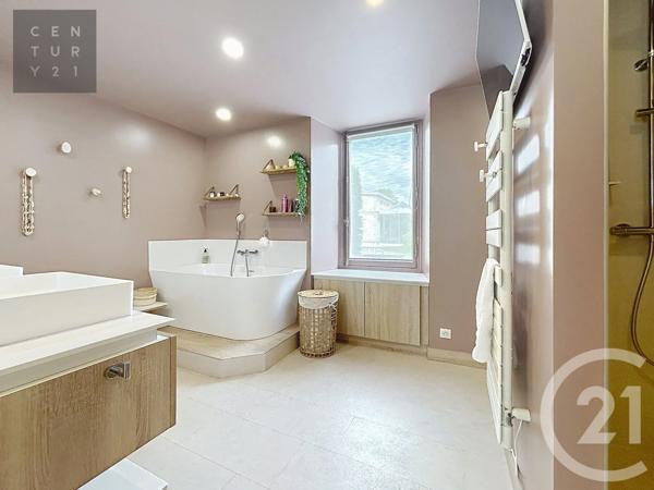 Maison à vendre  7 pièces - 300 m 2   TROYES  - 10