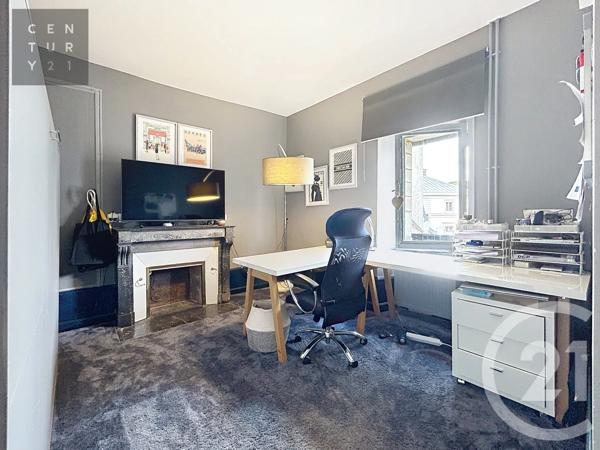Maison à vendre  7 pièces - 300 m 2   TROYES  - 10