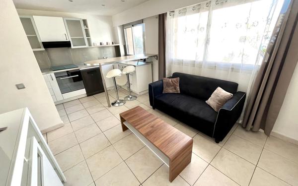 Appartement à vendre    2 pièces • 32 m2 Le Cannet