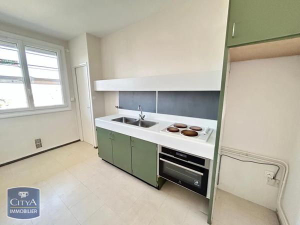Appartement à louer 2 pièces 47.28m² Le Mans (72000)